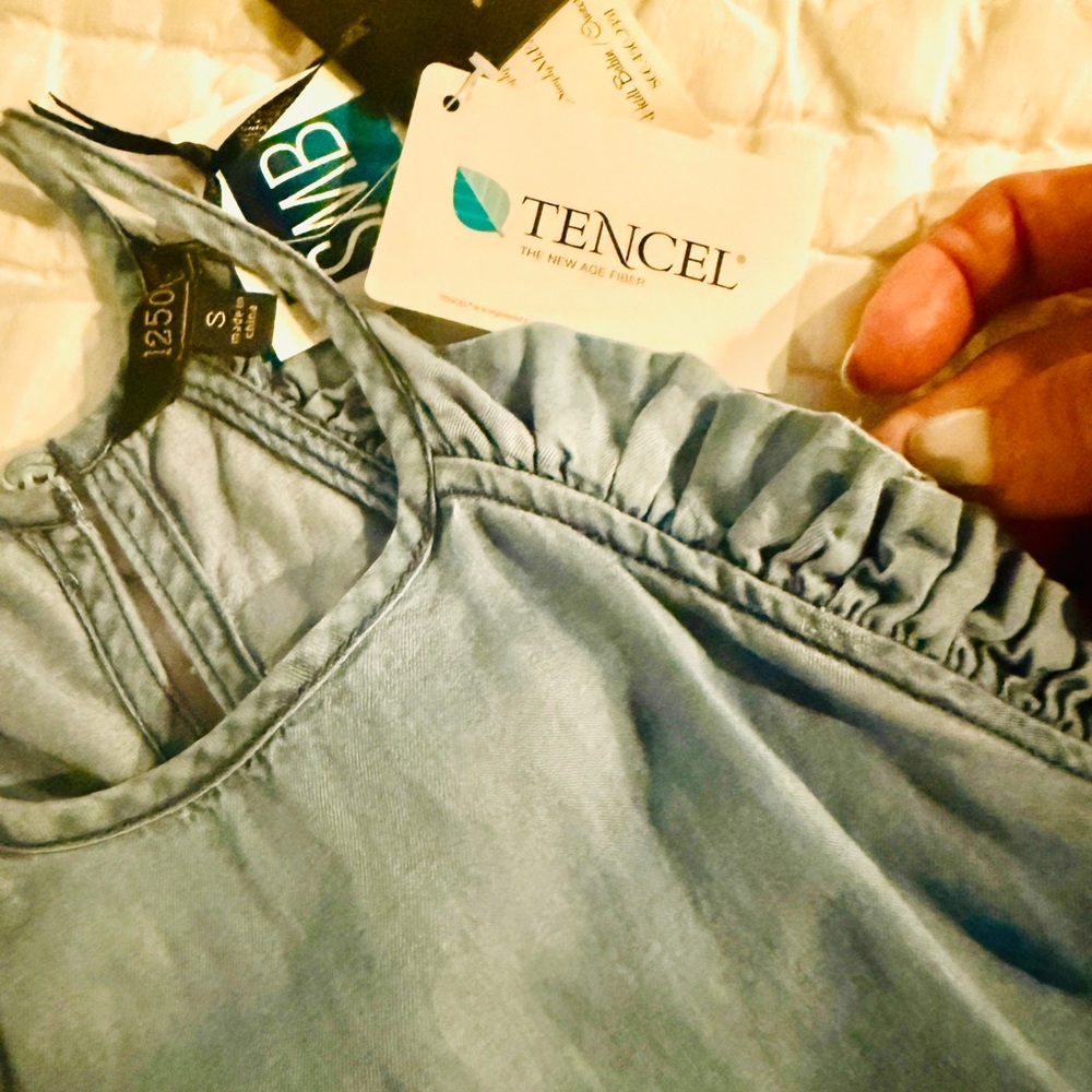 1250C Light Blue Ruffle Tank Top Small - Picture 3 of 3